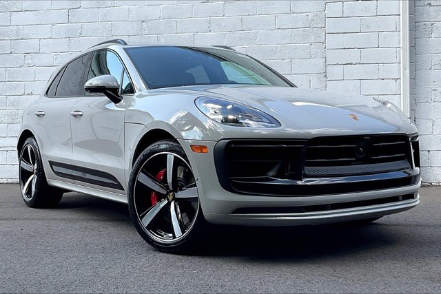 Vehicle image 2 of 15