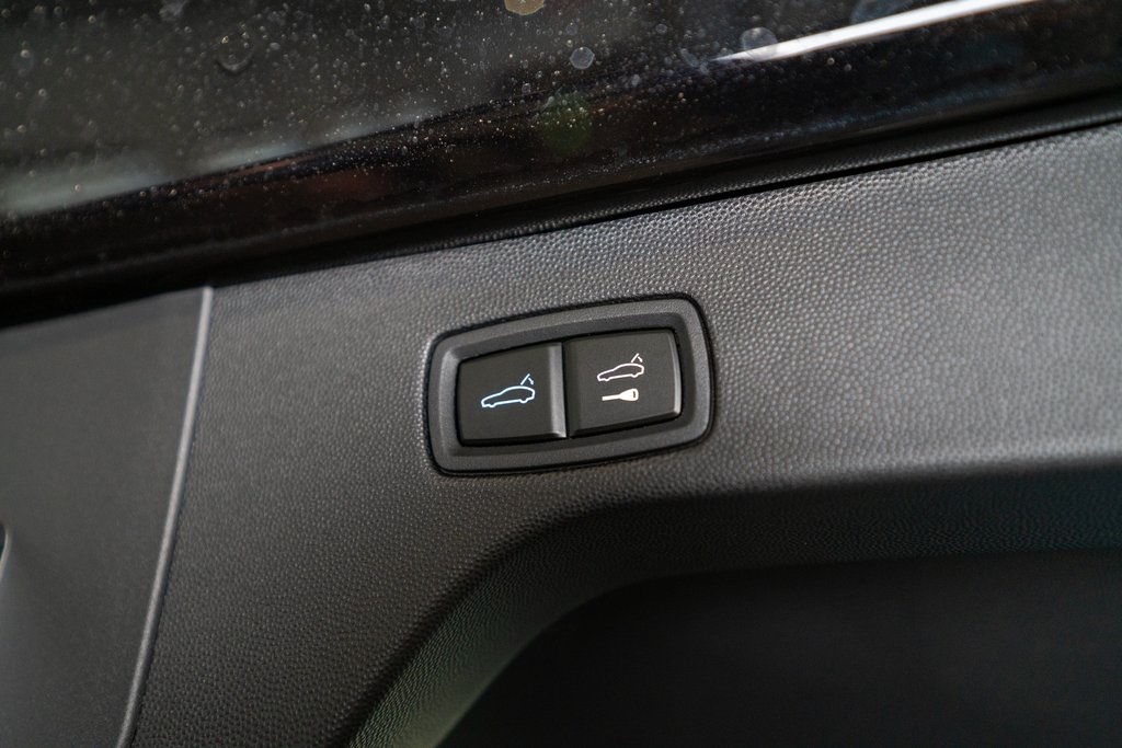 Vehicle image 44 of 44