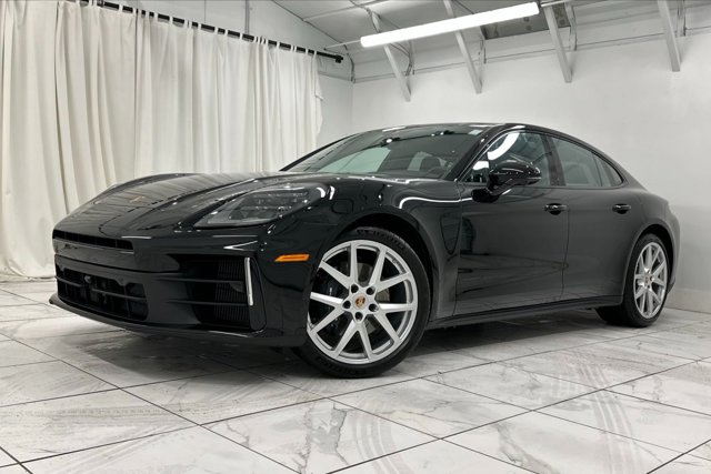 2025 Porsche Panamera 4 Image 2 of 53