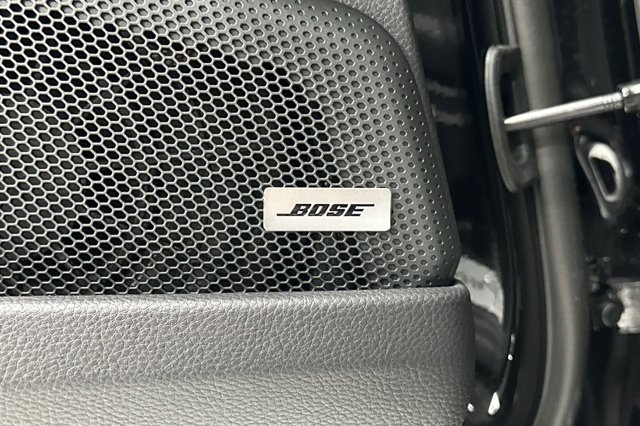 2025 Porsche Panamera 4 Image 27 of 53