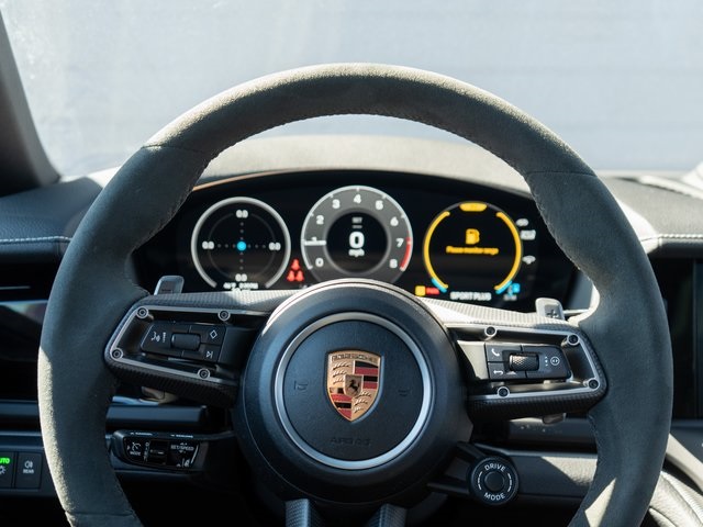 2025 Porsche Panamera 4 Image 22 of 29
