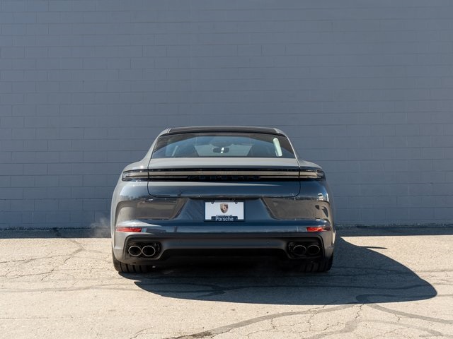 2025 Porsche Panamera 4 Image 6 of 29