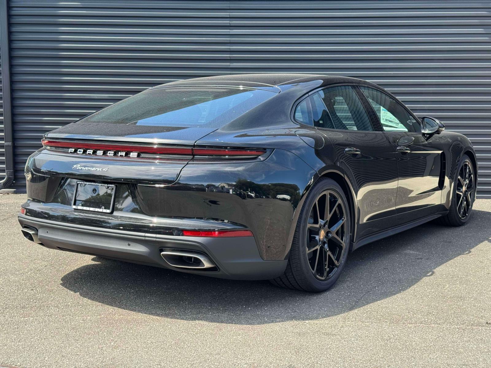 2025 Porsche Panamera Base Image 5 of 25