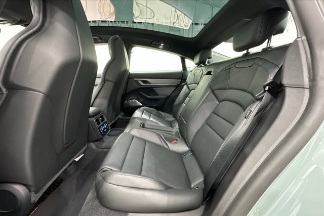 2025 Porsche Taycan 4S Image 14 of 63
