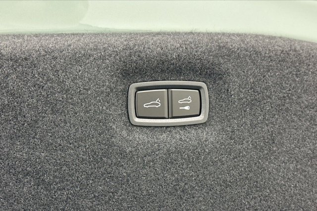 2025 Porsche Taycan 4S Image 59 of 63