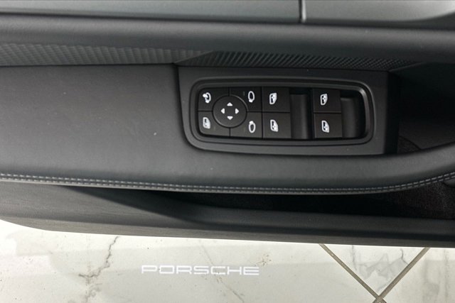 2025 Porsche Taycan 4S Image 23 of 63