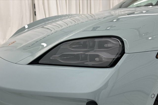 2025 Porsche Taycan 4S Image 11 of 63