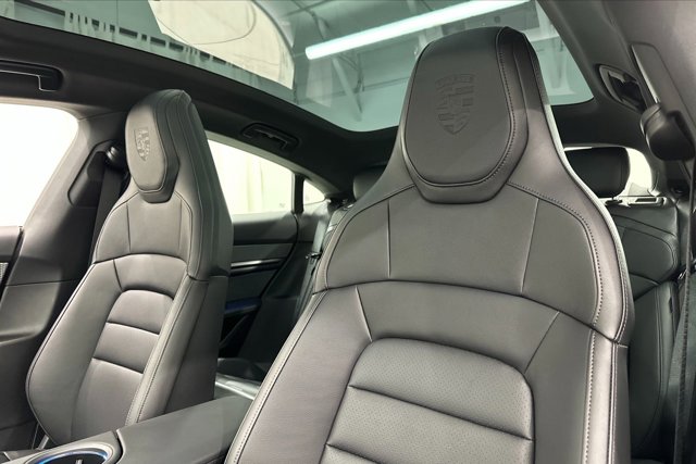 2025 Porsche Taycan 4S Image 30 of 63