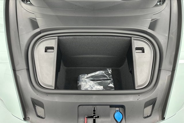 2025 Porsche Taycan 4S Image 57 of 63