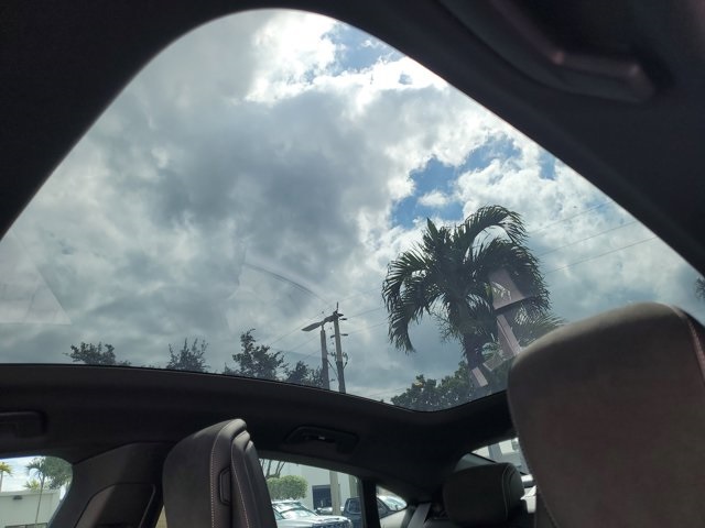 2025 Porsche Taycan Base Image 23 of 29