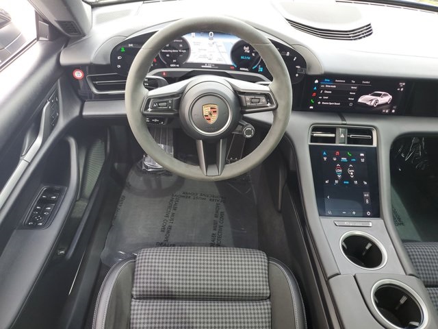 2025 Porsche Taycan Base Image 13 of 29