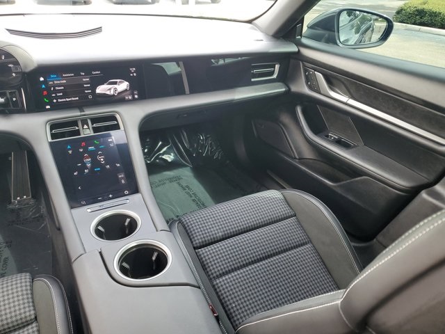 2025 Porsche Taycan Base Image 22 of 29