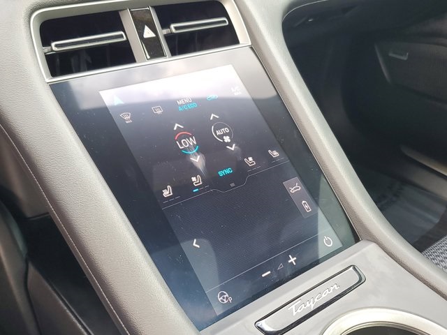 2025 Porsche Taycan Base Image 25 of 29