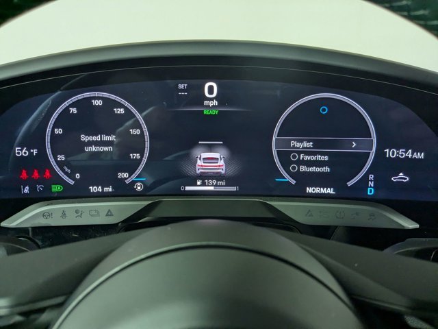 Vehicle image 17 of 25