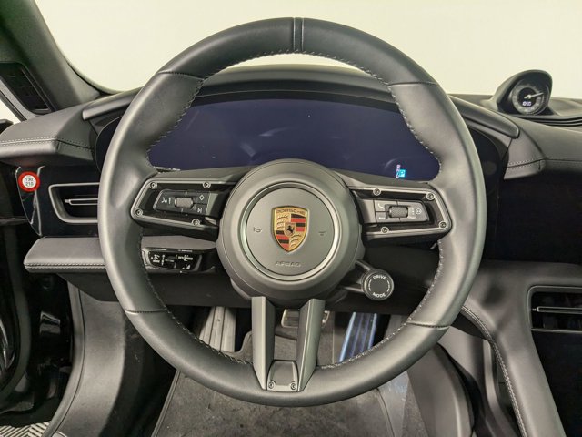 Vehicle image 16 of 25