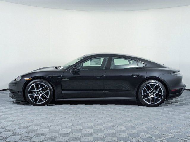Vehicle image 9 of 25