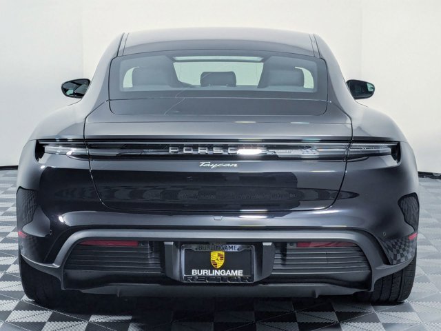 Vehicle image 7 of 25