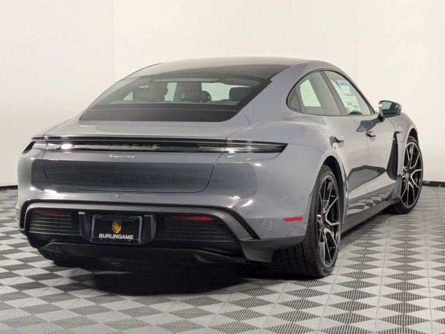 Vehicle image 6 of 25