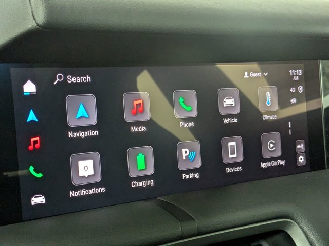 Vehicle image 18 of 25
