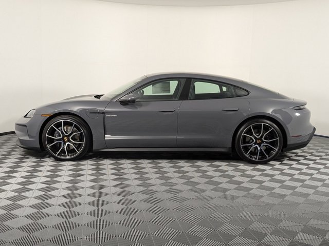 Vehicle image 9 of 25