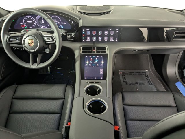 Vehicle image 15 of 25