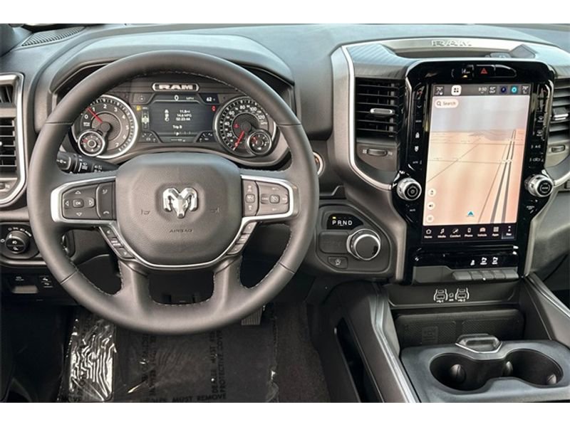 Vehicle image 10 of 21