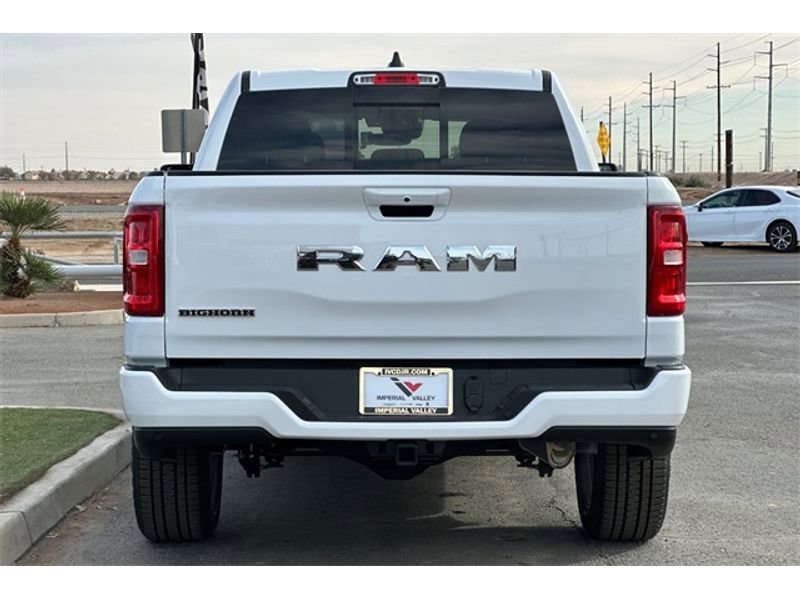 Vehicle image 5 of 21