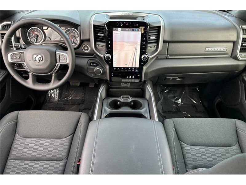 Vehicle image 9 of 21