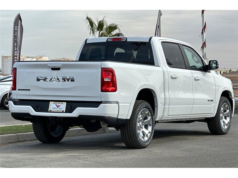 Vehicle image 4 of 21