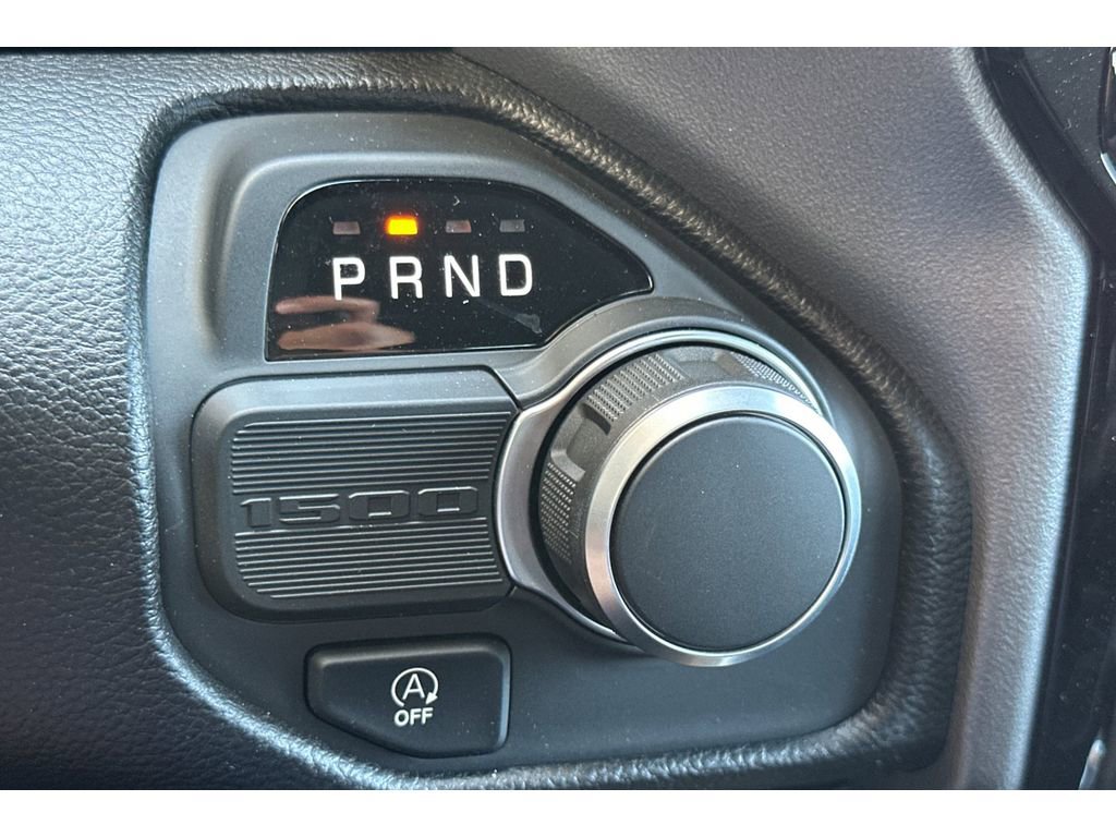 Vehicle image 16 of 20