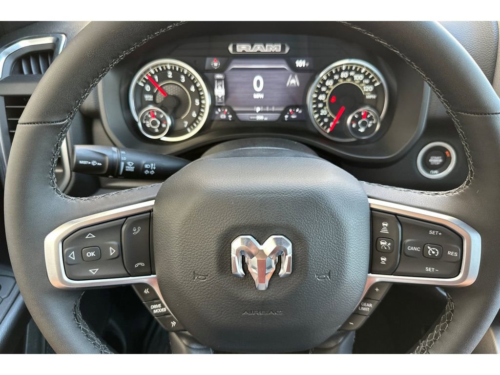 Vehicle image 18 of 20
