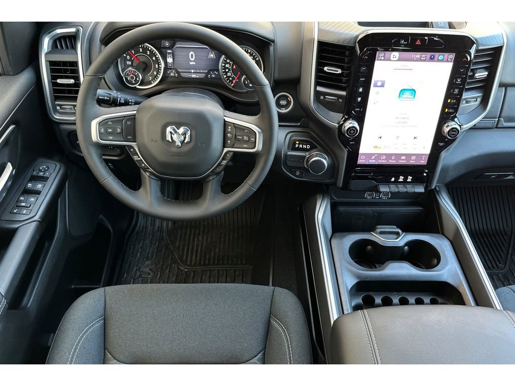 Vehicle image 10 of 20