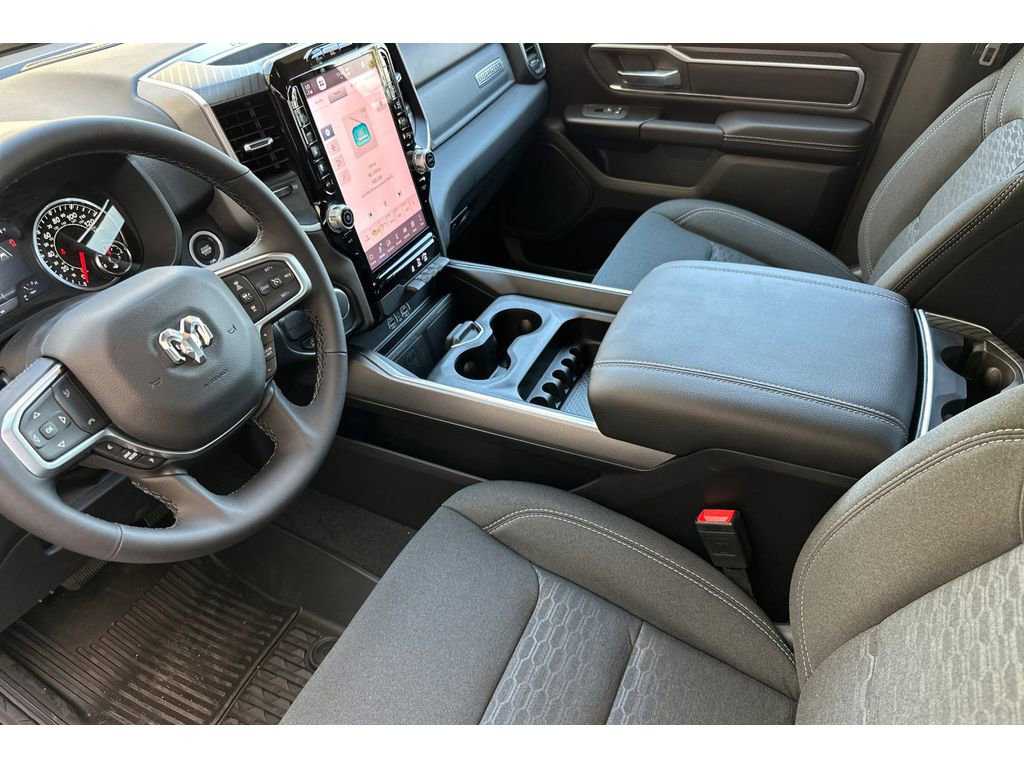 Vehicle image 6 of 20