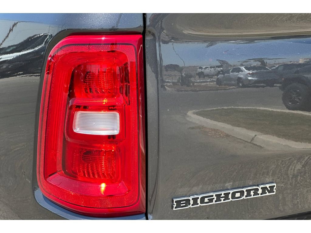 Vehicle image 19 of 20