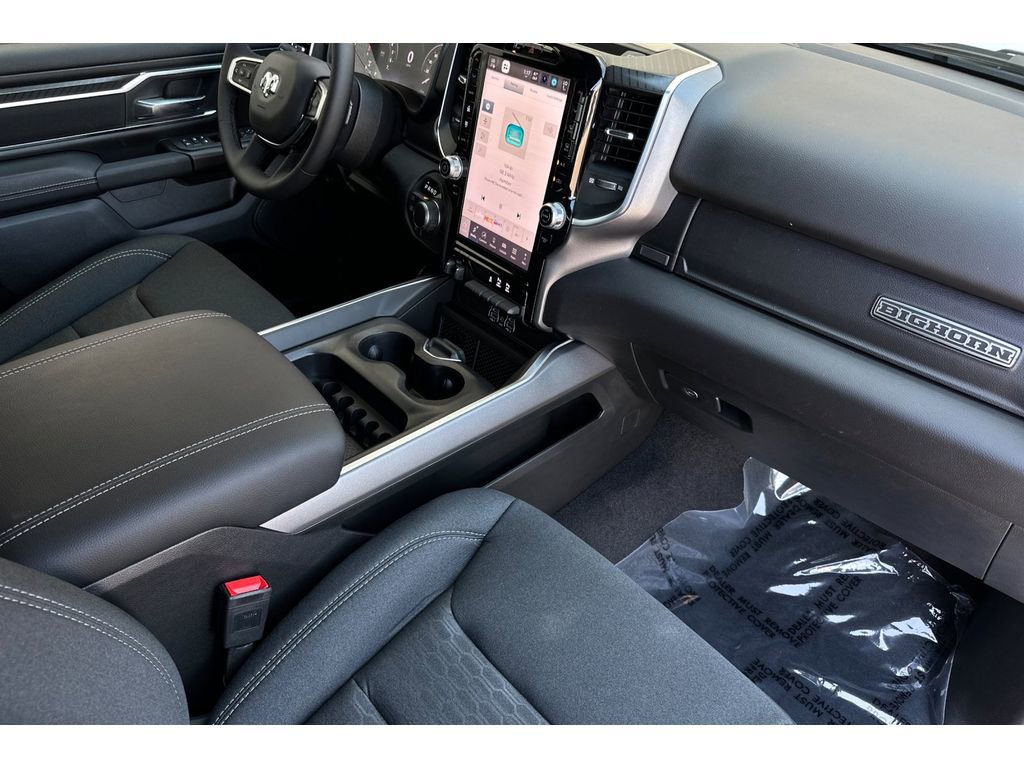 Vehicle image 11 of 20