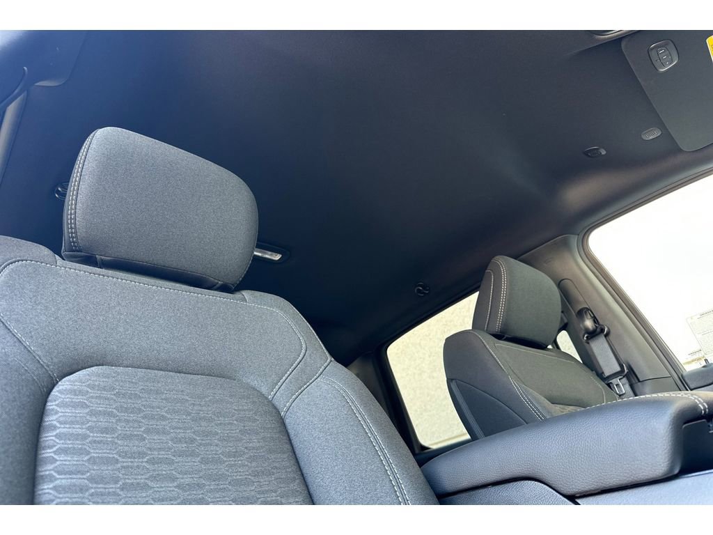 Vehicle image 12 of 20