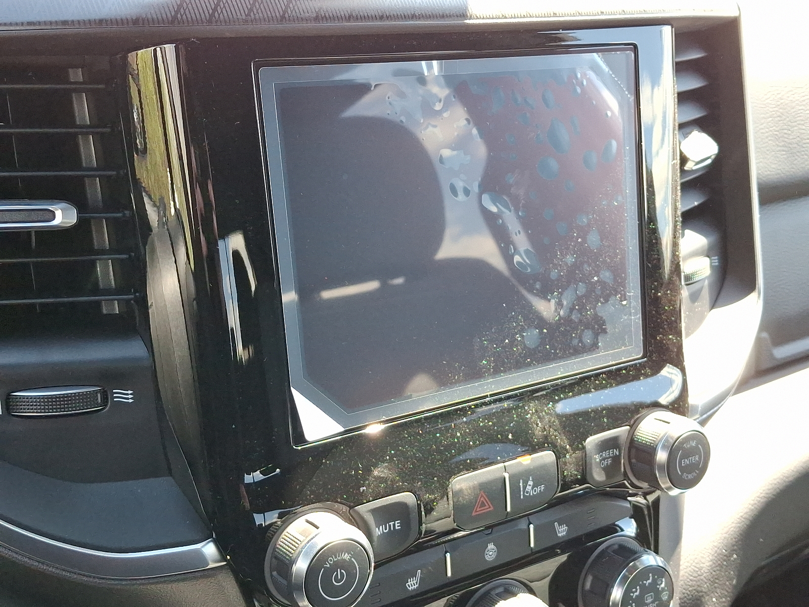 Vehicle image 16 of 20