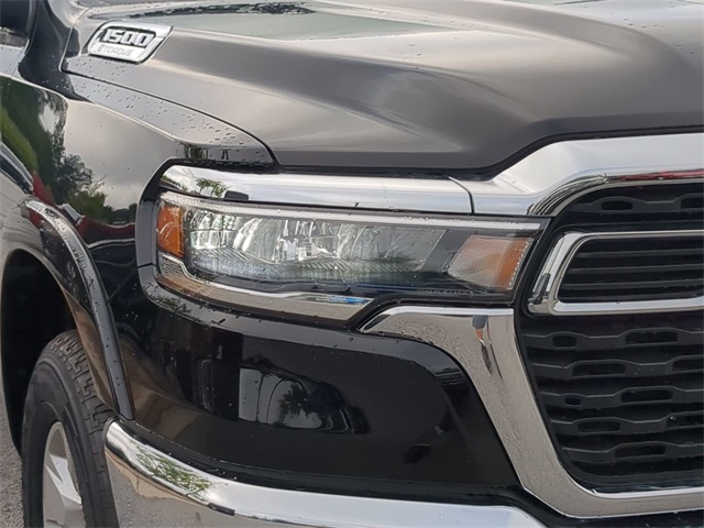 Vehicle image 9 of 31