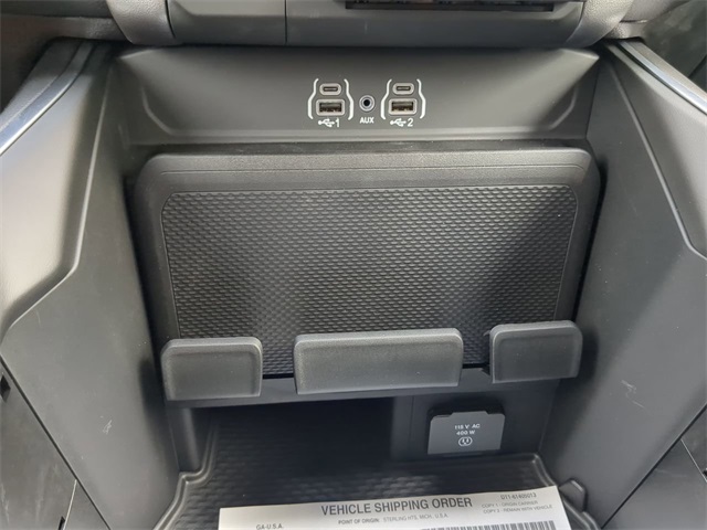 Vehicle image 23 of 31