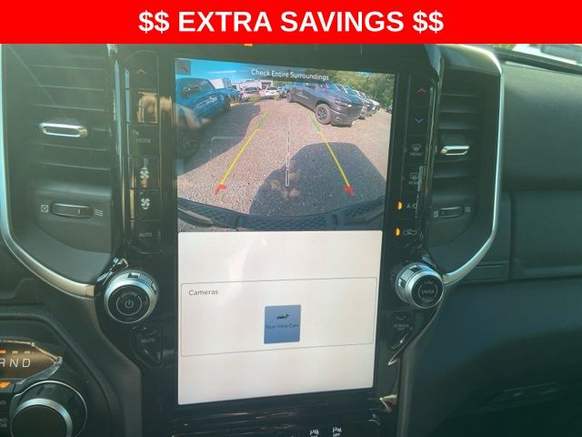 2025 Ram 1500 Image 14 of 19