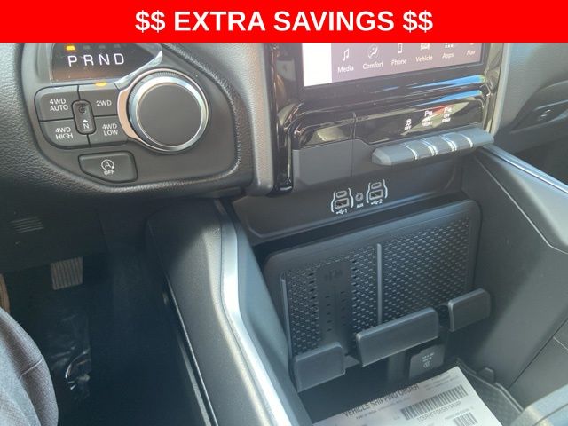 2025 Ram 1500 Image 18 of 19