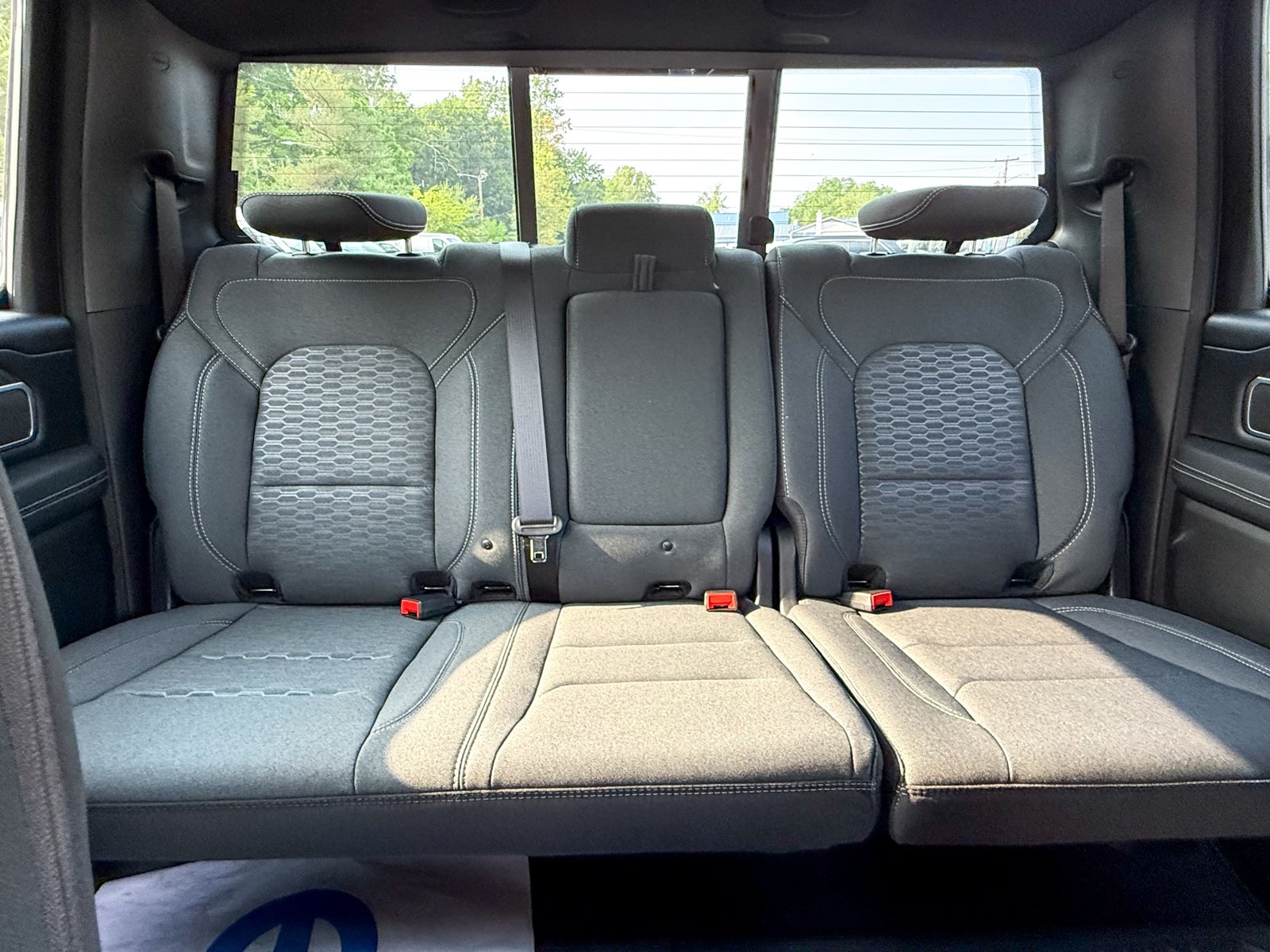 Vehicle image 13 of 40