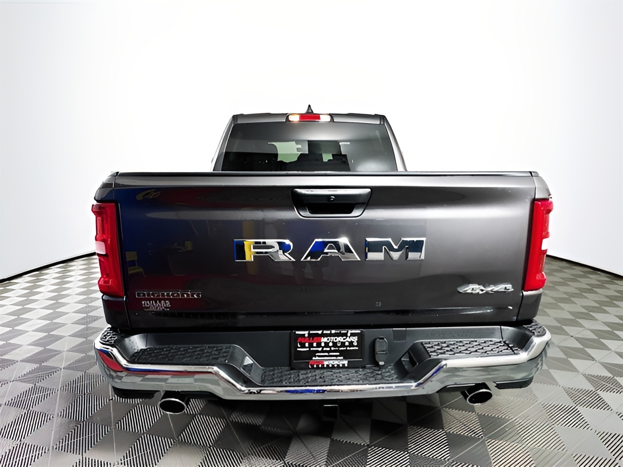 Vehicle image 35 of 36