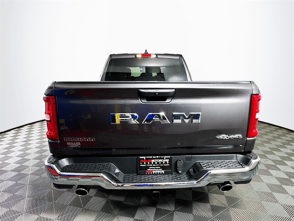 Vehicle image 7 of 36