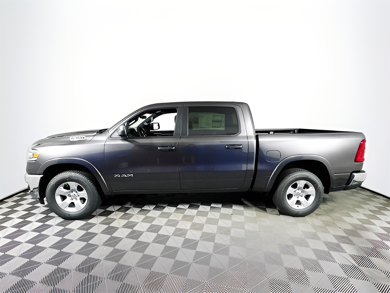 Vehicle image 36 of 36