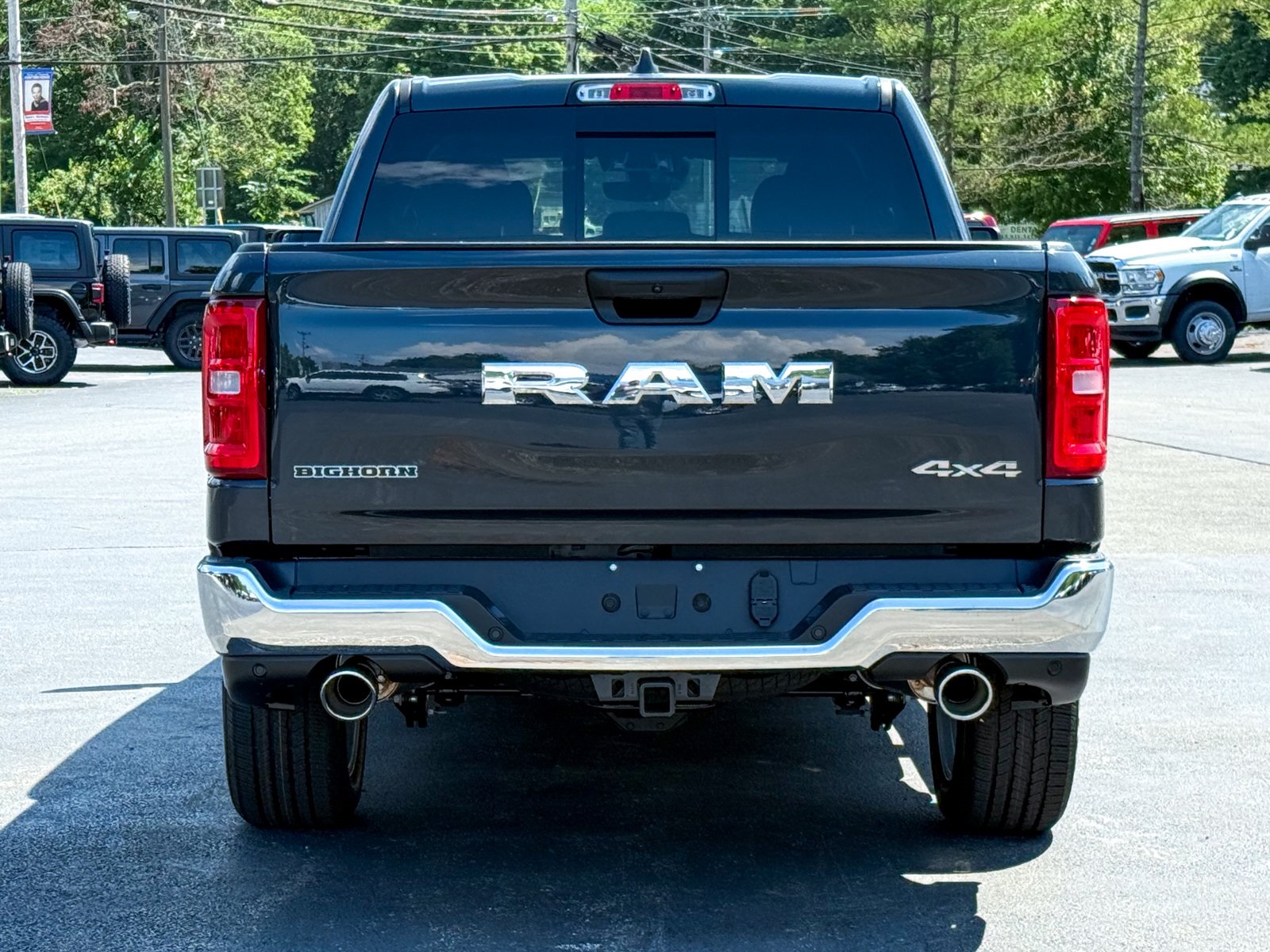 Vehicle image 6 of 41