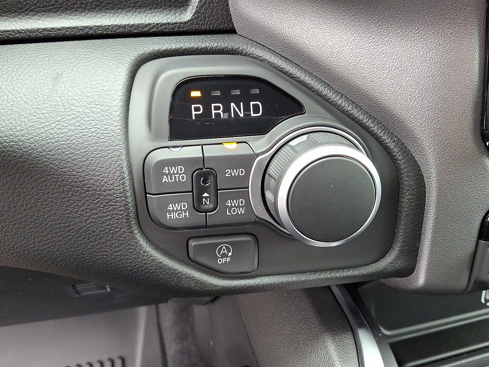 Vehicle image 18 of 20