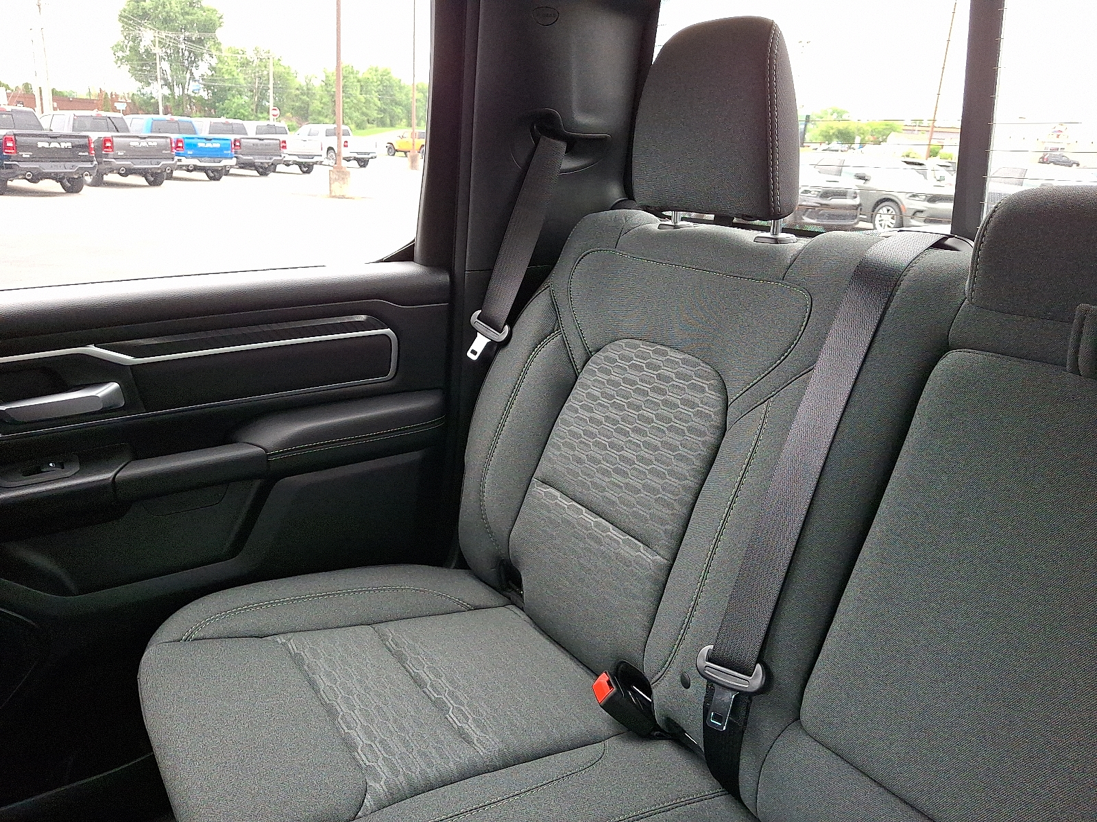 Vehicle image 12 of 20