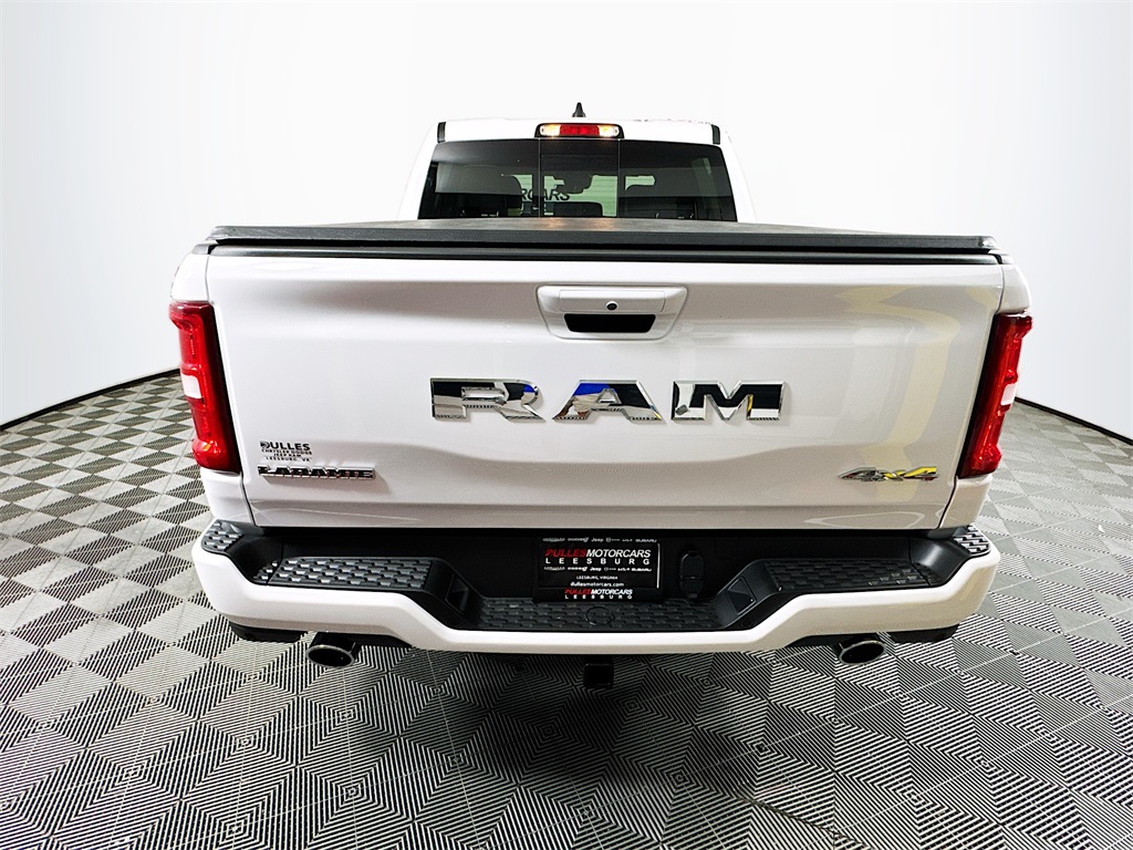Vehicle image 6 of 33