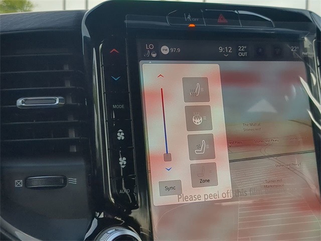 Vehicle image 24 of 31